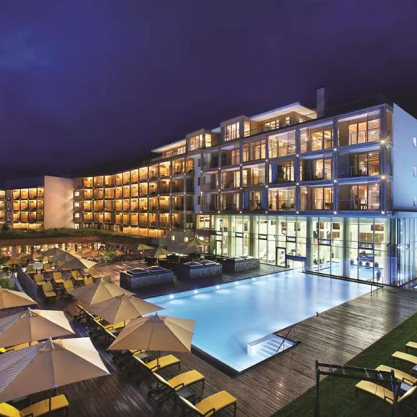 kempinski pool